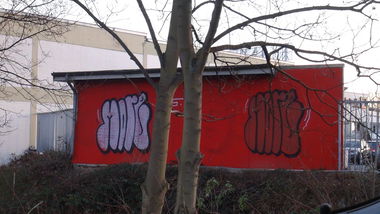 Graffiti Bombing - Photo by Dorfseufer69 - DUO, MORE