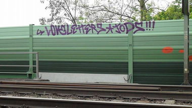 Graffiti Wall - Photo by Dorfseufer69 - Loveletters, &, Tods