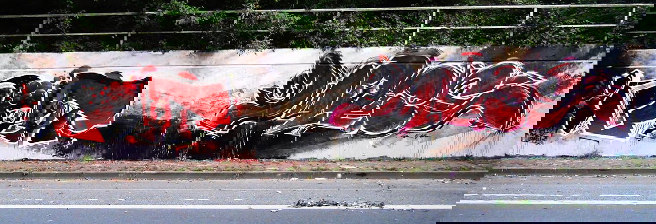 Graffiti Wall - Photo by Dorfseufer69 - POUT, -, MR.MORE (2014)