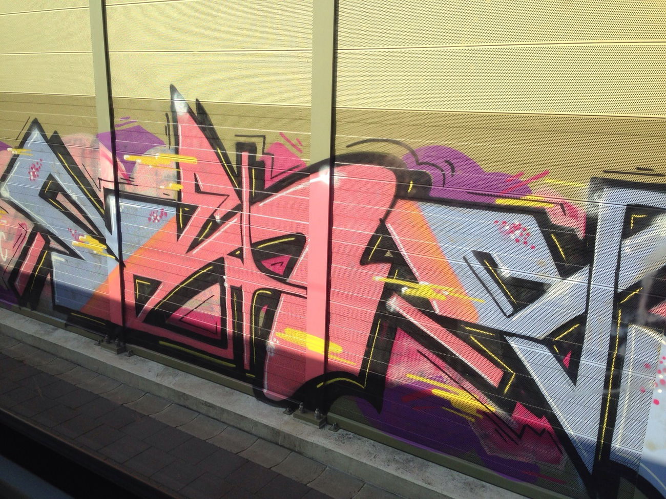 Graffiti Wall in Deutschland - Photo by Dorfwriter - nes, gms, utop (2015)