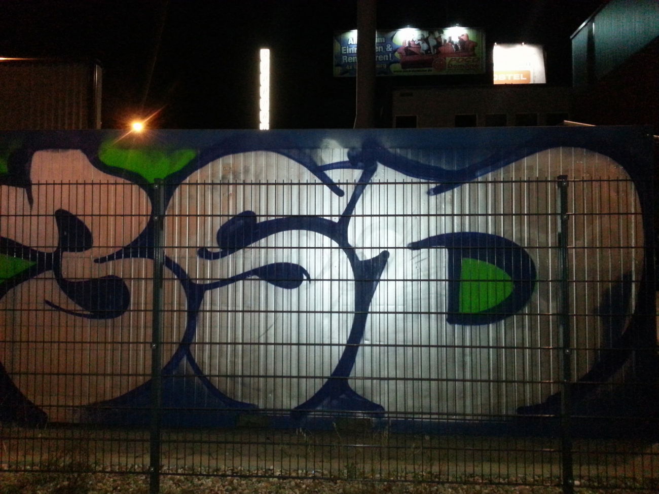 Graffiti Artwork in Hamburg - Photo by Dorfwriter - thirst, thirsd, 3st (2015)