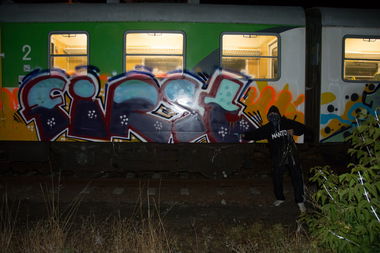 Graffiti Train - Photo by Dosamegorana (2013)