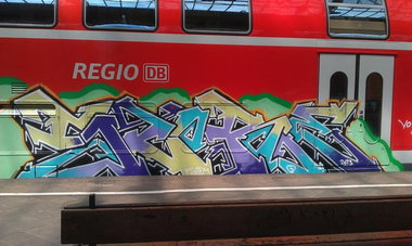 Graffiti Train - Photo by Dosentrieb - sure, afm, ps (2013)