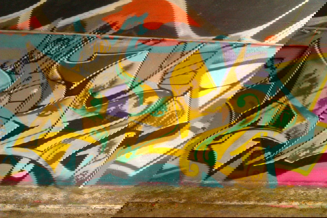 Graffiti Wall - Photo by Downtownpaint (2014)