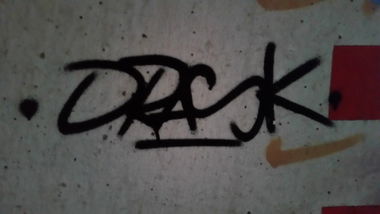 Graffiti Wall - Photo by Drask - tagdraskgraffiti