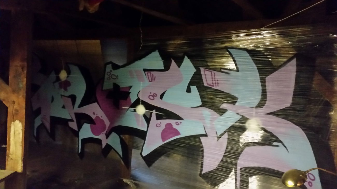 Graffiti Wall - Photo by Drask - graffiti