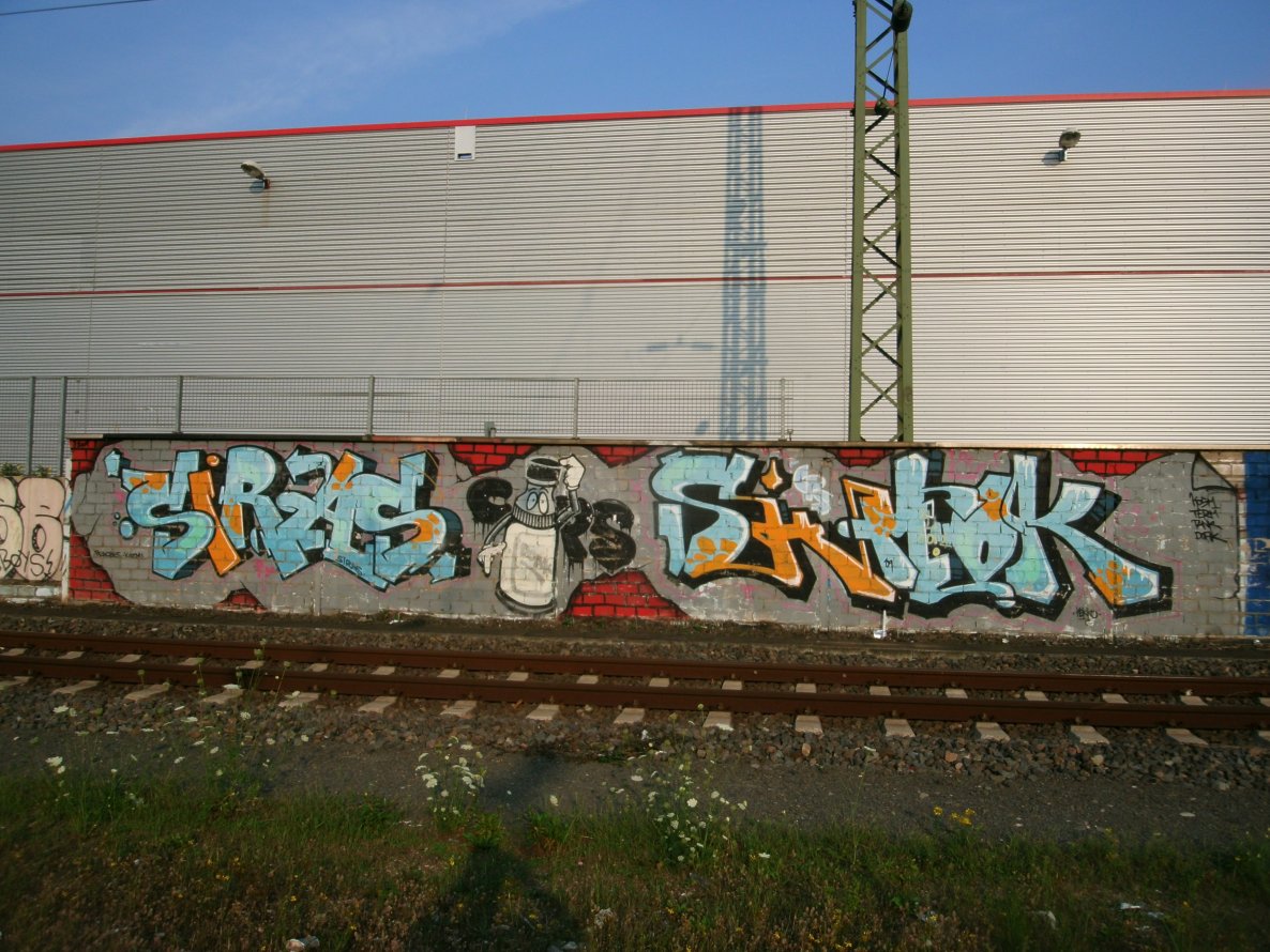 Graffiti Wall - Photo by Dream - Siras, Cps, Shmok