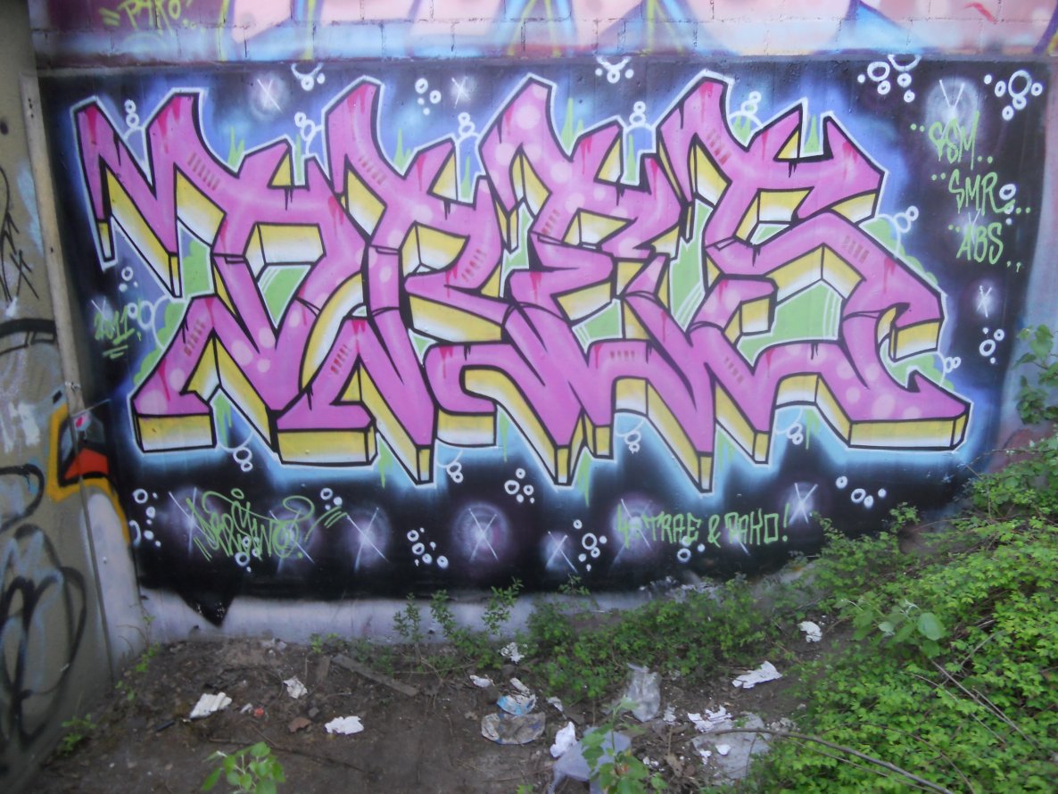 Graffiti Wall in Brunswick - Photo by Drestwo - Drestwo, Dres2, Dres (2011)