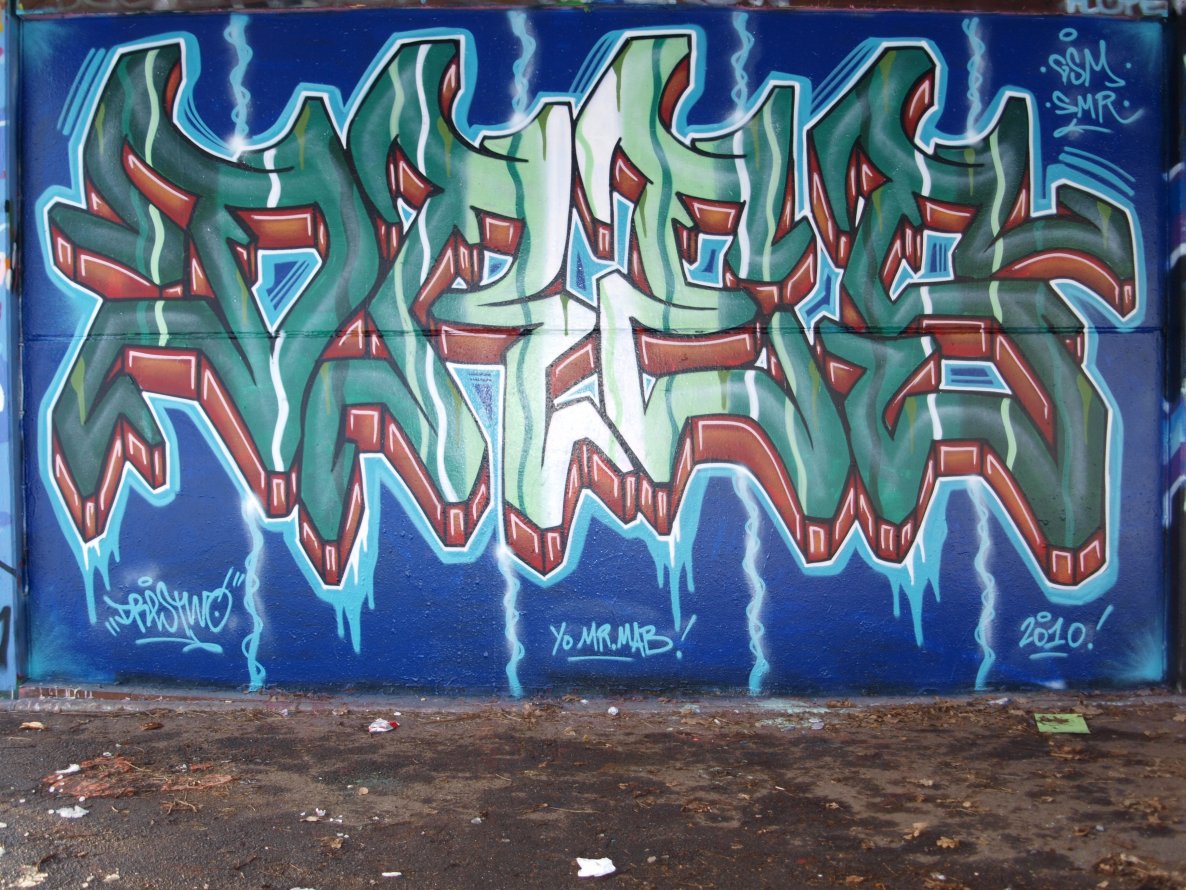 Graffiti Wall in Gifhorn - Photo by Drestwo - Drestwo, Dres2, Dres (2010)