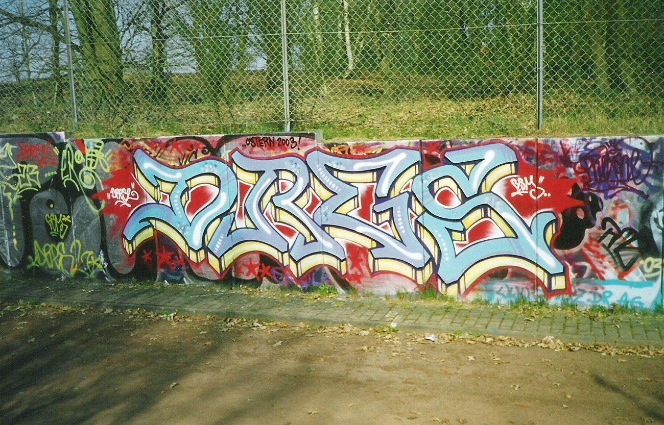 Graffiti Wall in Gifhorn - Photo by Drestwo - Drestwo, Dres2, Dres (2013)