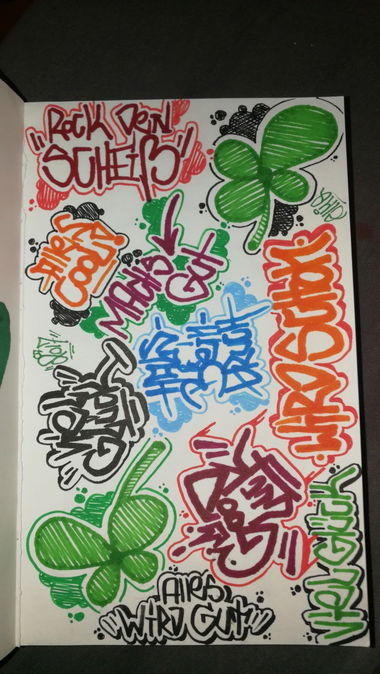 Graffiti Sketch - Photo by Droopy - elmo, glück