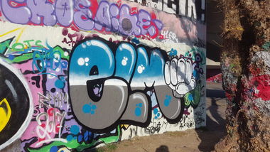 Graffiti Wall - Photo by Droopy - elmo