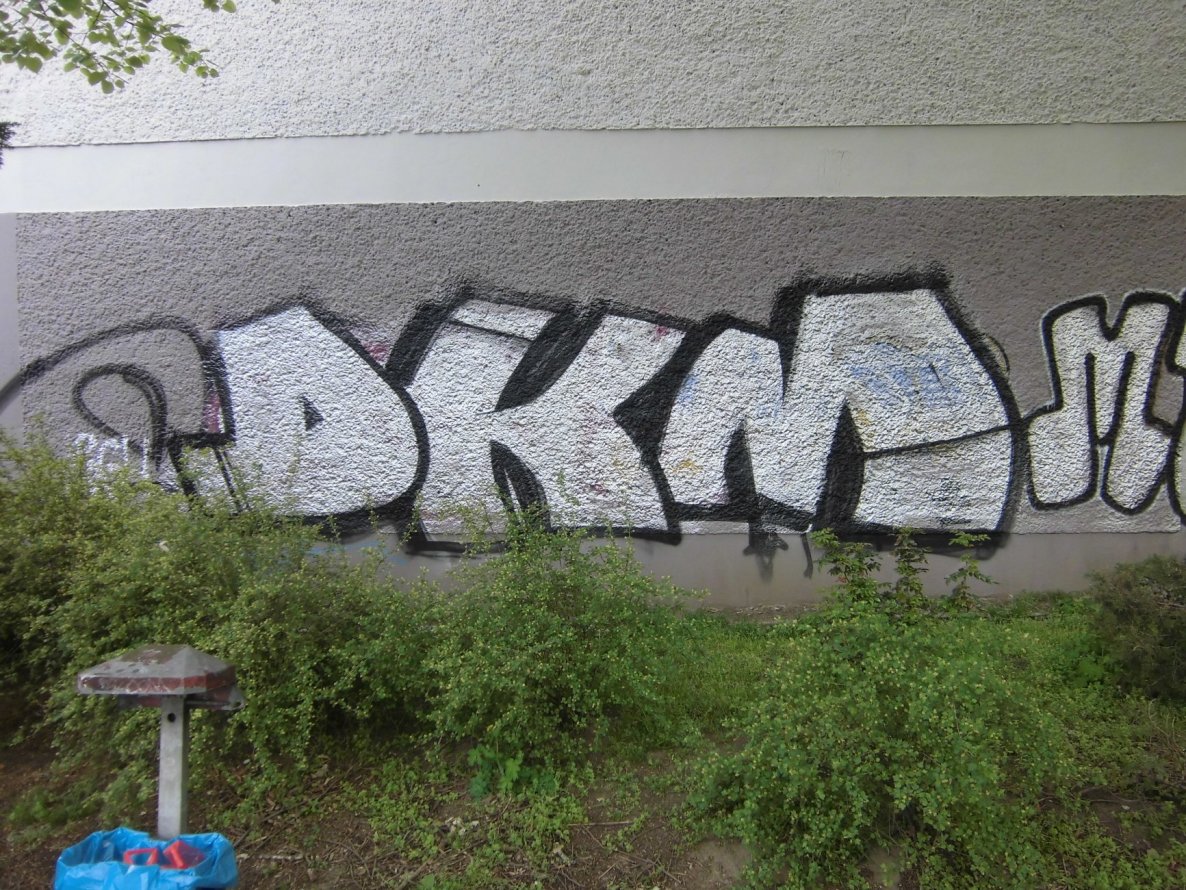 Graffiti Photo by DrunKingMonkeys