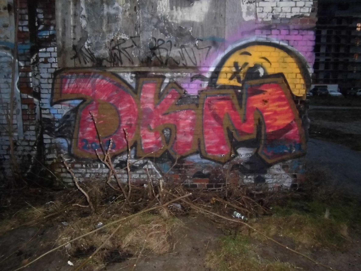 Graffiti Bombing - Photo by DrunKingMonkeys