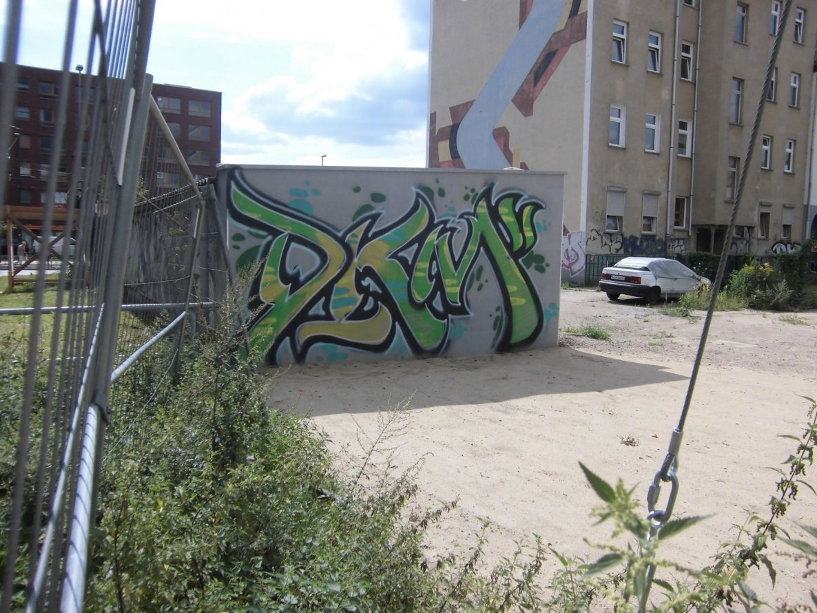 Graffiti Bombing - Photo by DrunKingMonkeys