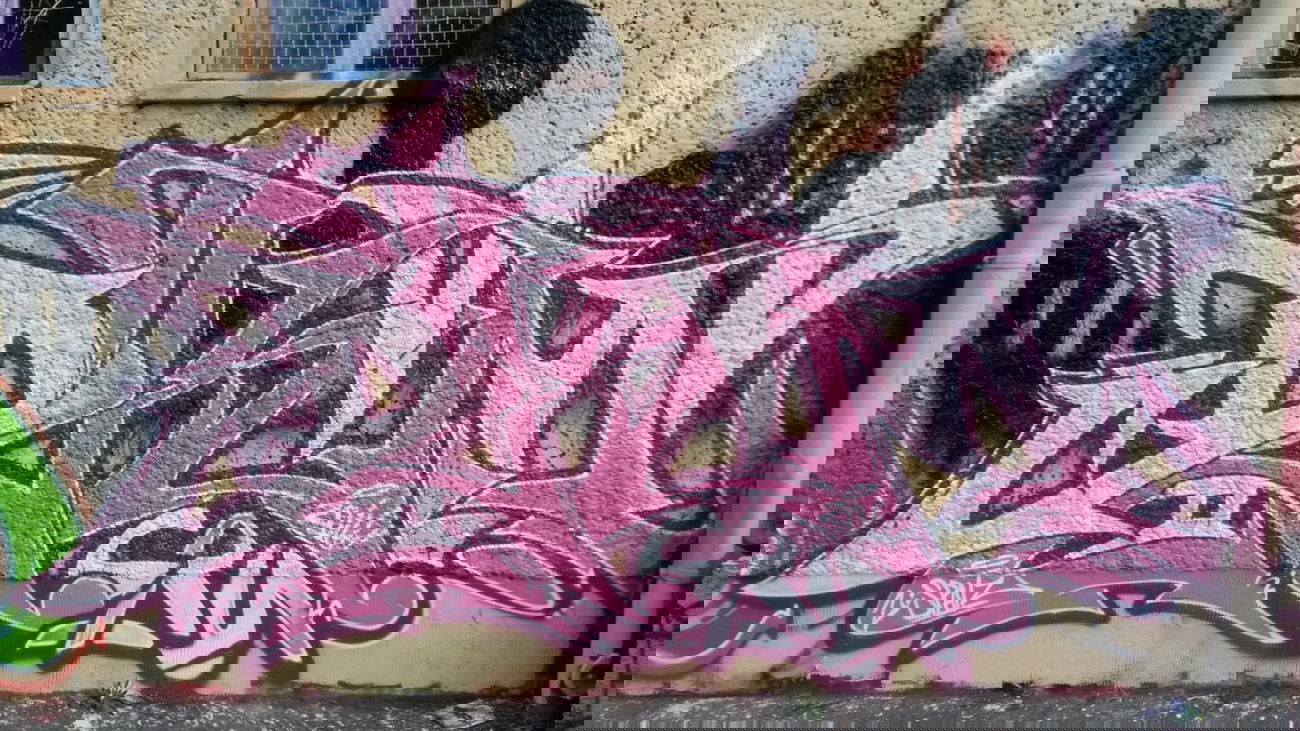 Graffiti Bombing - Photo by DrunKingMonkeys