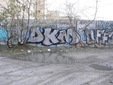 Graffiti Bombing - Photo by DrunKingMonkeys