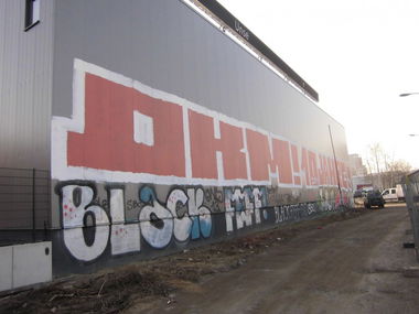 Graffiti Bombing - Photo by DrunKingMonkeys