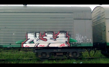 Graffiti Train - Photo by DukaL1s (2010)