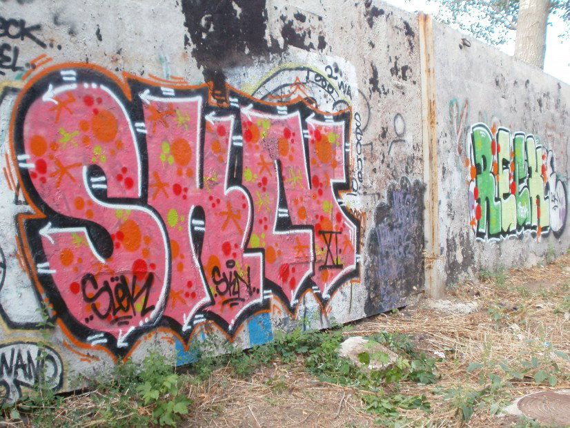 Graffiti Wall - Photo by DukaL1s