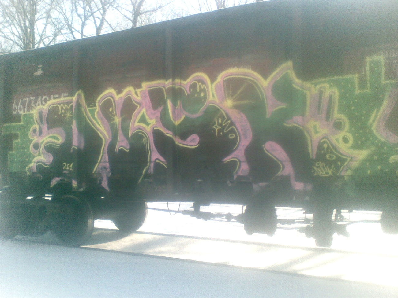 Graffiti Train - Photo by Dusk (2011)