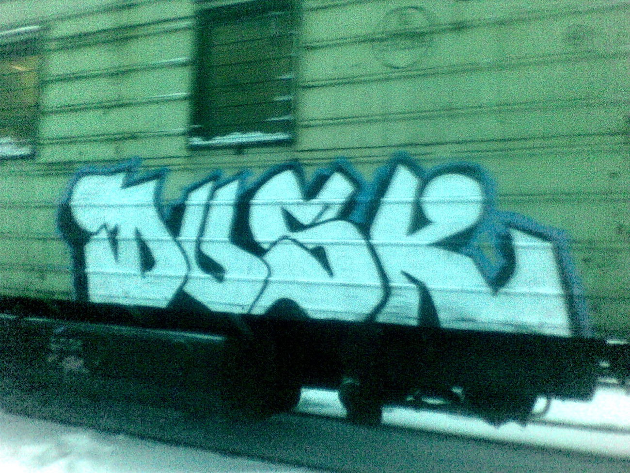 Graffiti Train - Photo by Dusk (2009)