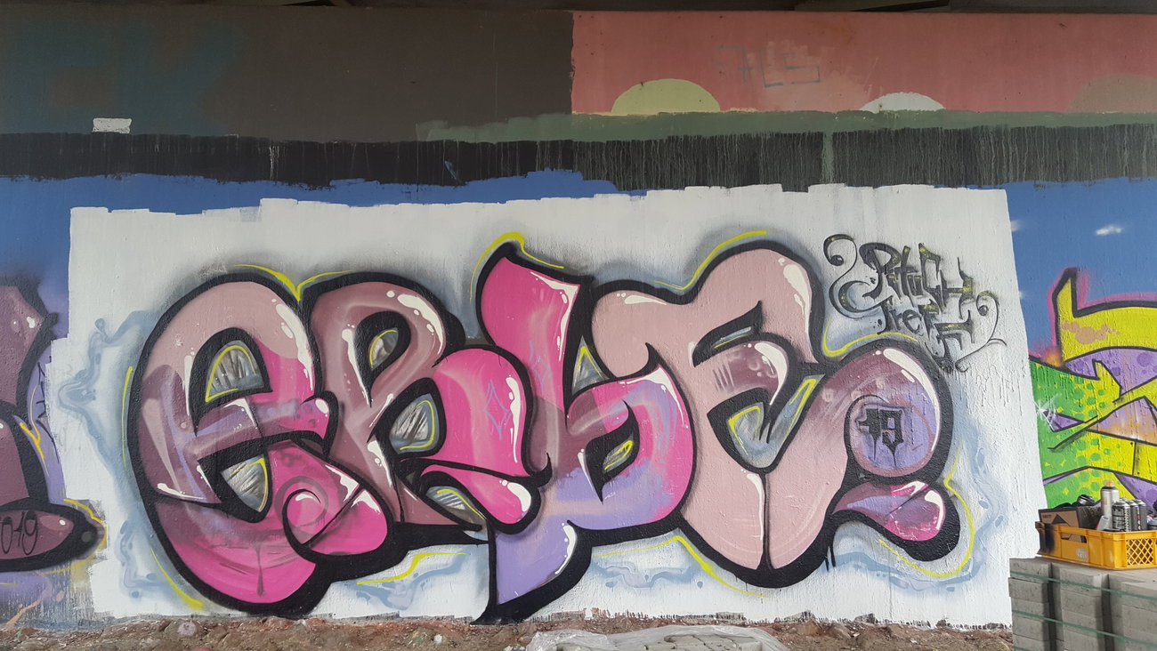 Graffiti Wall - Photo by E510