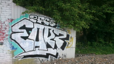 Graffiti Bombing in Moscow - Photo by EARZ - earz, Moscow (2013)
