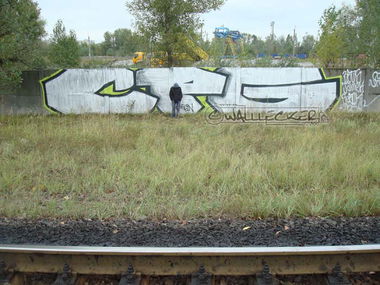 Graffiti Bombing - Photo by EBOSS - Cpg, Tamek, Eboss (2008)