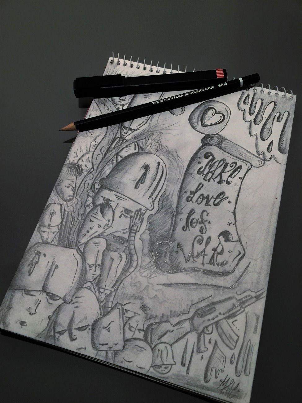 Graffiti Sketch - Photo by EDEL187 - makelovenotwar (2015)