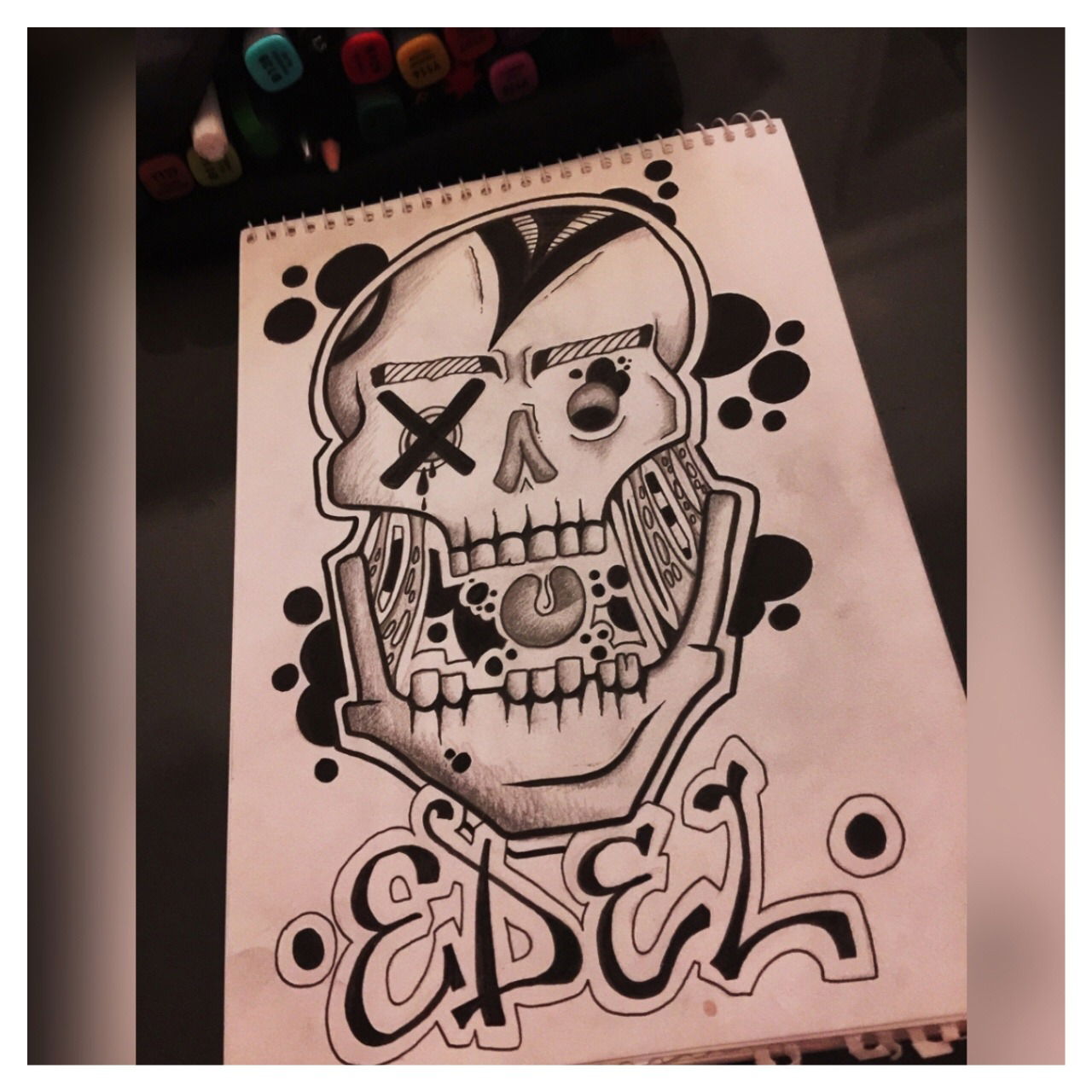 Graffiti Sketch - Photo by EDEL187 - 420 (2016)