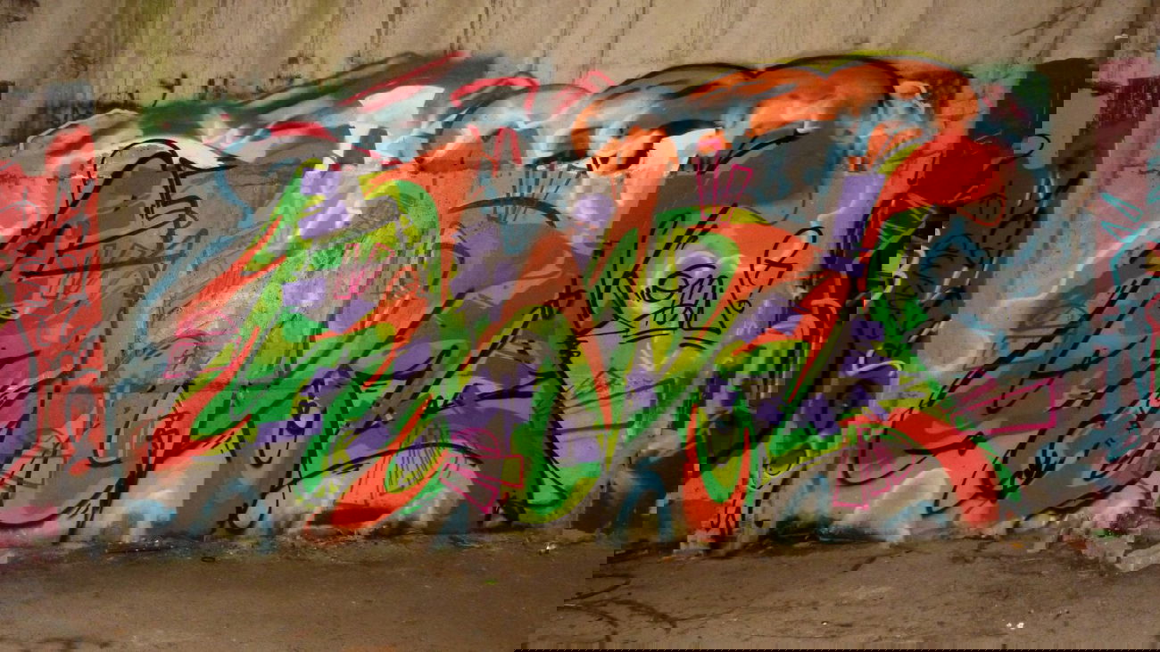 Graffiti Photo by EDOZ - Glow, Desden, ATD (2013)