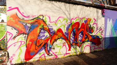 Graffiti Photo by EDOZ - Glow, Desden, ATD (2014)