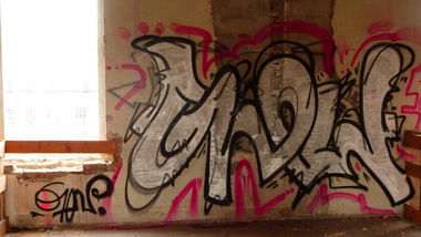 Graffiti Photo by EDOZ - Glow, Desden, ATD (2014)