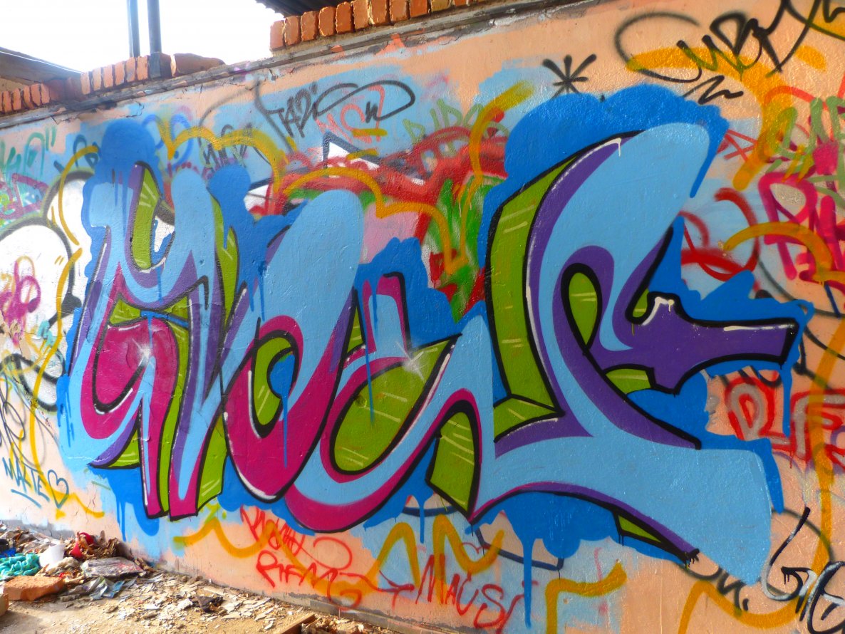 Graffiti Photo by EDOZ - Glow, Desden, ATD (2013)