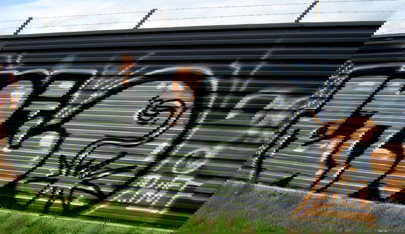 Graffiti Bombing - Photo by EIGHTBITBANDITS - Enio, RUFF, CREW (2008)