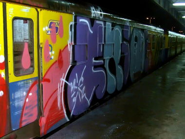 Graffiti Train - Photo by EIGHTBITBANDITS - SKM, train, Enio