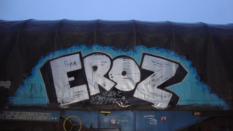 Graffiti Train - Photo by ELECTROZ (2012)