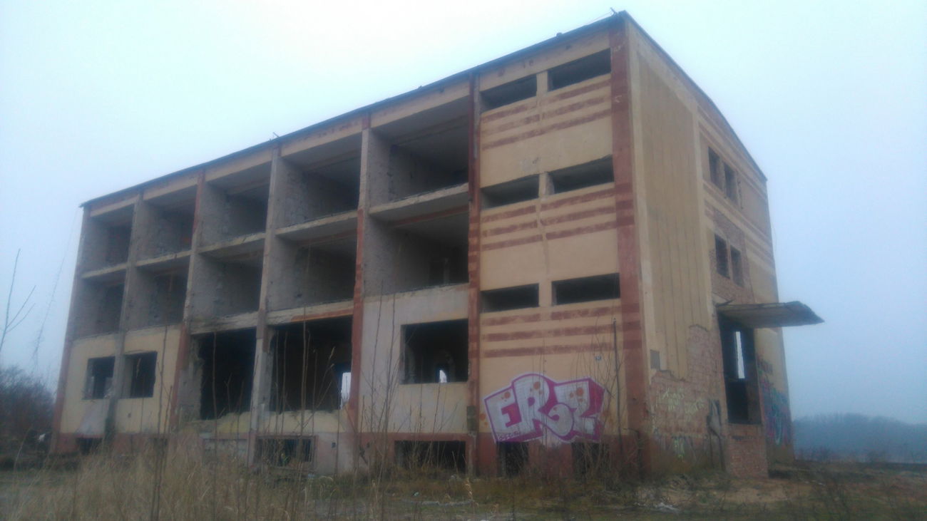 Graffiti Bombing - Photo by ELECTROZ (2015)