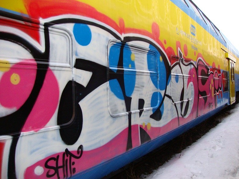 Graffiti Photo by ELECTROZ - doppeldecker, colors, bombing (2010)