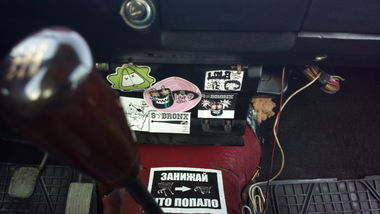 Graffiti Artwork in Russia - Photo by ELandLoLa - sticker (2014)