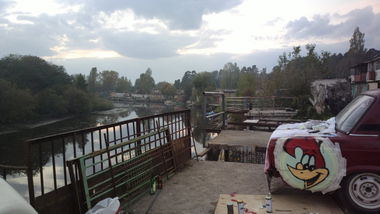 Graffiti Artwork in Russia - Photo by ELandLoLa - car, korch, elvis (2014)