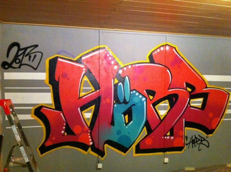 Graffiti Wall - Photo by ENOD8 - hoerb (2013)