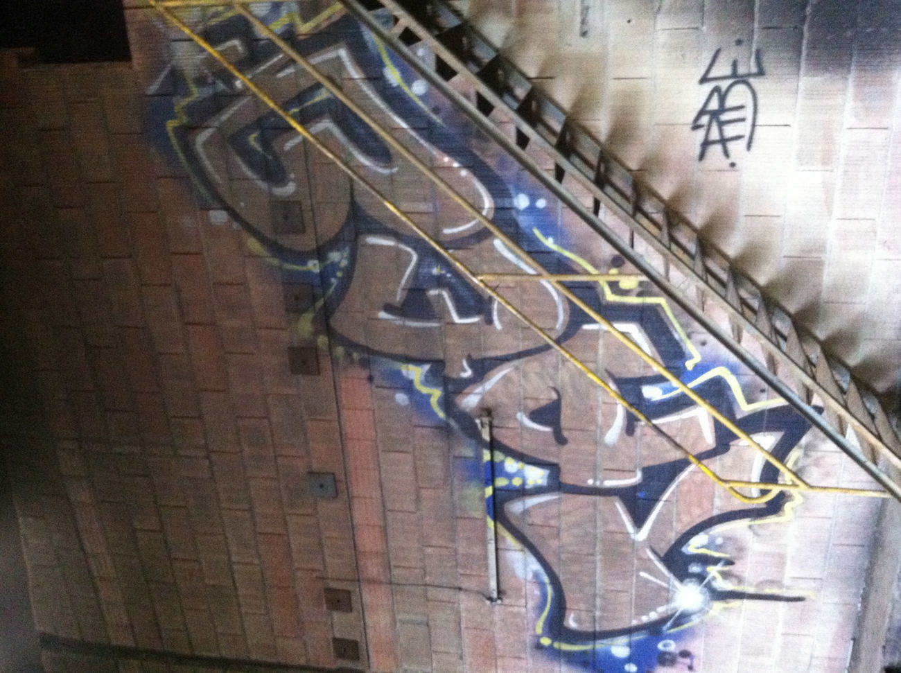 Graffiti Wall - Photo by ENOD8 - BUMS, Beat