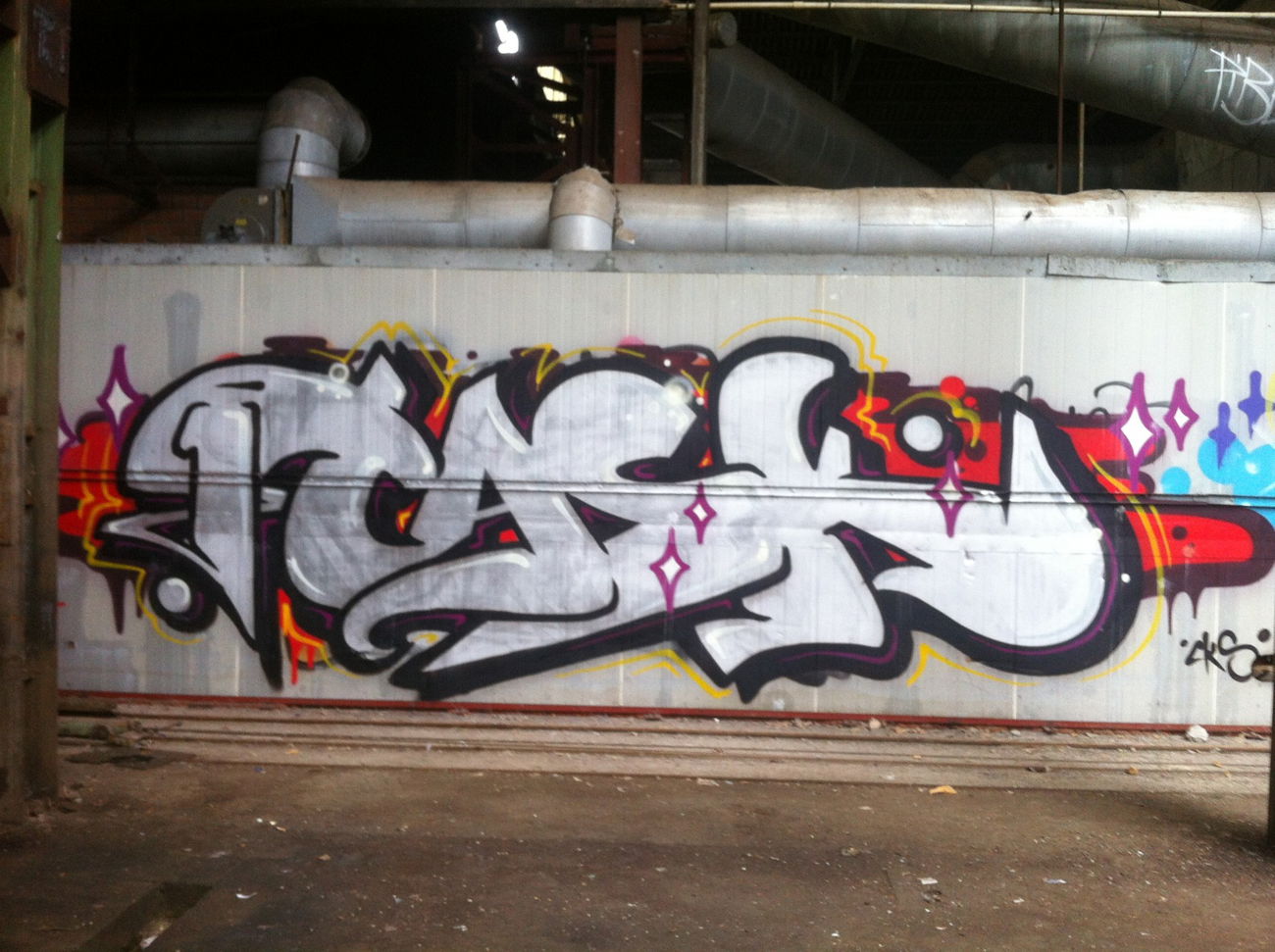 Graffiti Wall - Photo by ENOD8 - 1task
