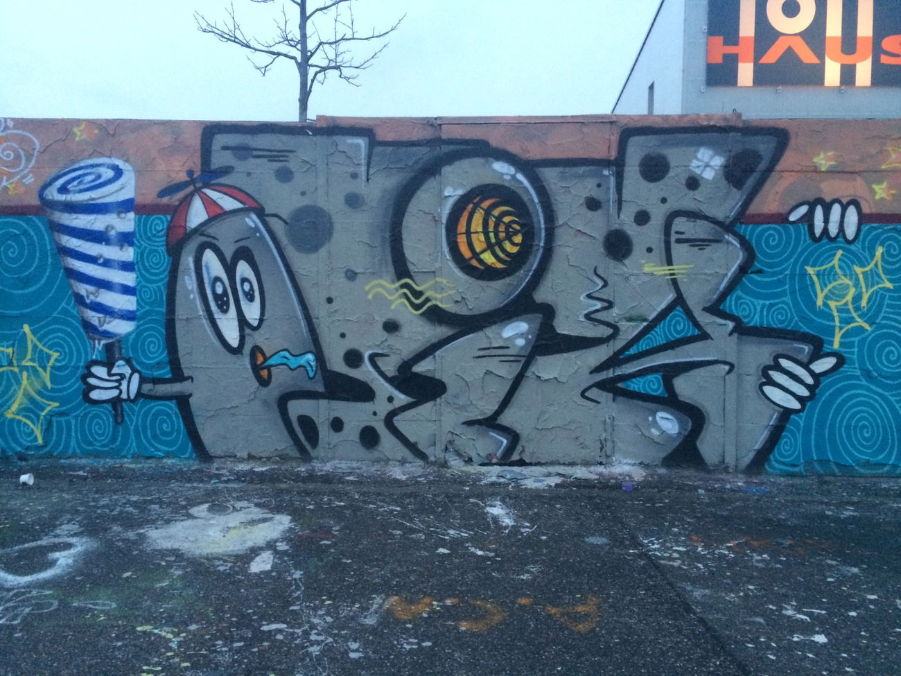 Graffiti Wall - Photo by ENOD8 - Otik, karlsruhe (2016)