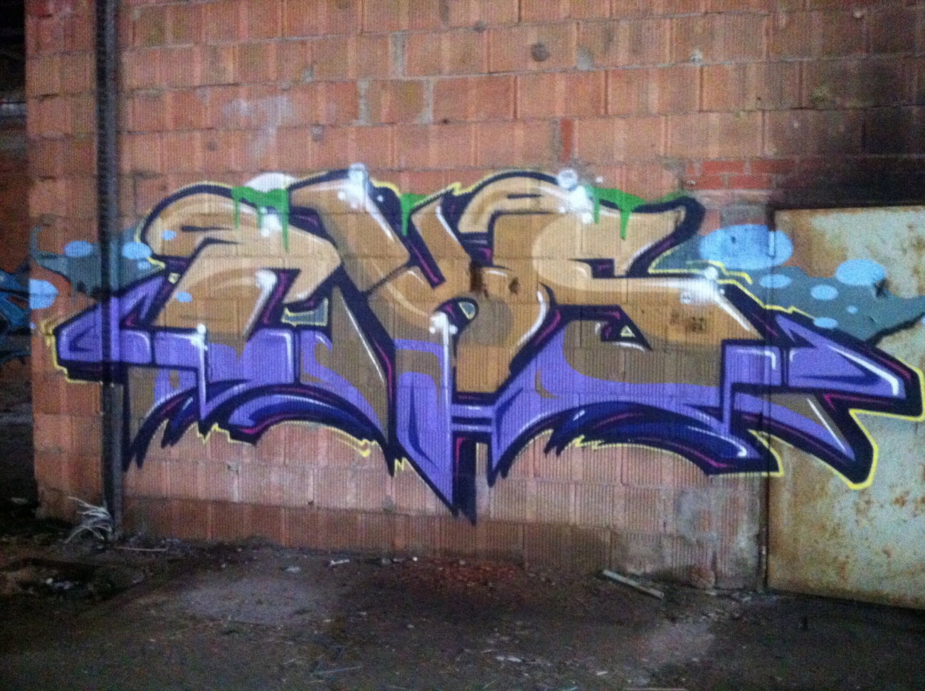 Graffiti Wall - Photo by ENOD8 - CKS (2013)