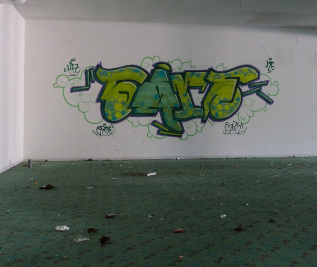 Graffiti Wall - Photo by ERAS43 - SARE, HFC, 126 (2015)