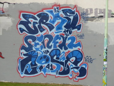Graffiti Wall in Metz - Photo by ERAS43 - ERAS, 43...SENF, 42...COSE (2014)