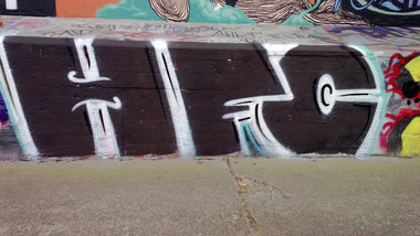 Graffiti Bombing - Photo by ERAS43 - HFC (2014)